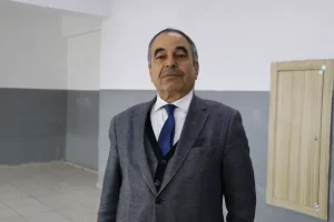 Yükümlüler, okulu boyayıp sömestir sonrası eğitim dönemine hazırladı