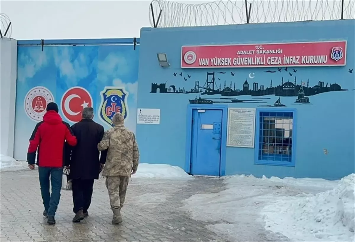 12 Yıldır Aranan Terör Şüphelisi Yakalandı