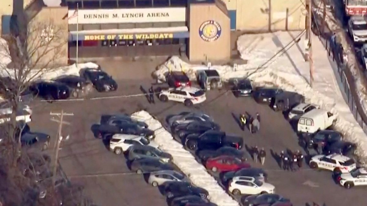 ABD’de buz hokeyi maçında silahlı saldırı: 1 ölü