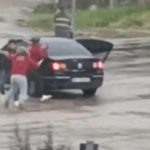 Adana’da trafik kavgasında kadından sopalı müdahale