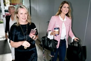 Adaya çocuklarıyla birlikte gitmiş! Epstein rezaleti sonrası üst düzey bir istifa daha