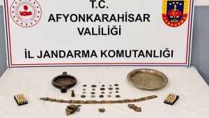 Afyonkarahisar’da jandarmadan tarihi eser operasyonu
