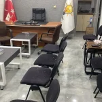 AK Parti Binasına Taşlı Saldırı