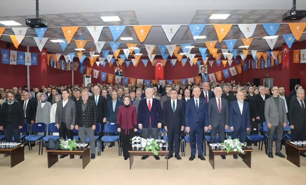 AK Parti Grup Başkanvekili Akbaşoğlu, Kütahya’da konuştu Açıklaması