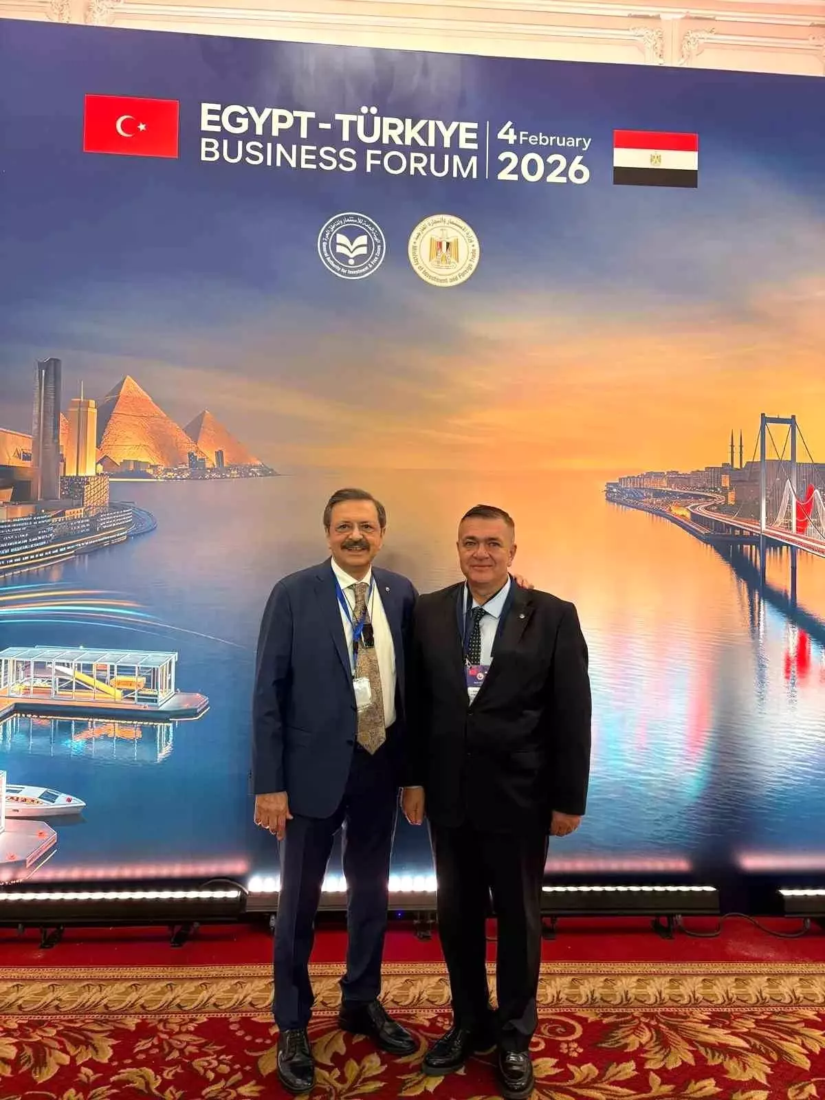 Akıncı, Kahire’de Türkiye-Mısır İş Forumu’na katıldı