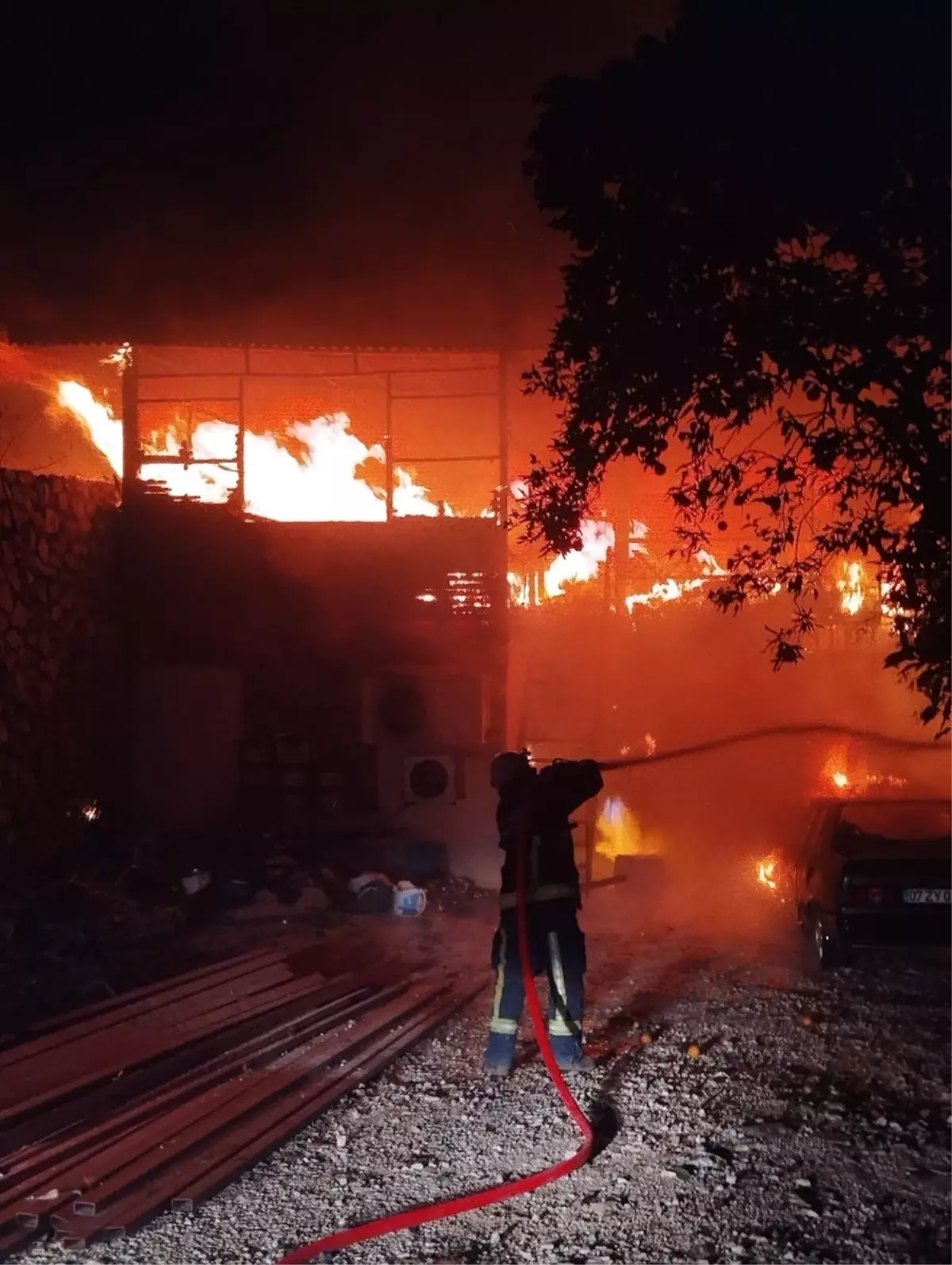 Alanya’da Piknik Alanında Yangın