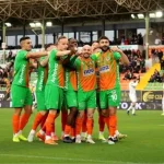 Alanyaspor 1-0 Önde