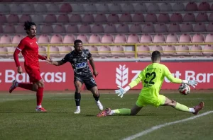 Alanyaspor, Boluspor’u 4-0 Yendi