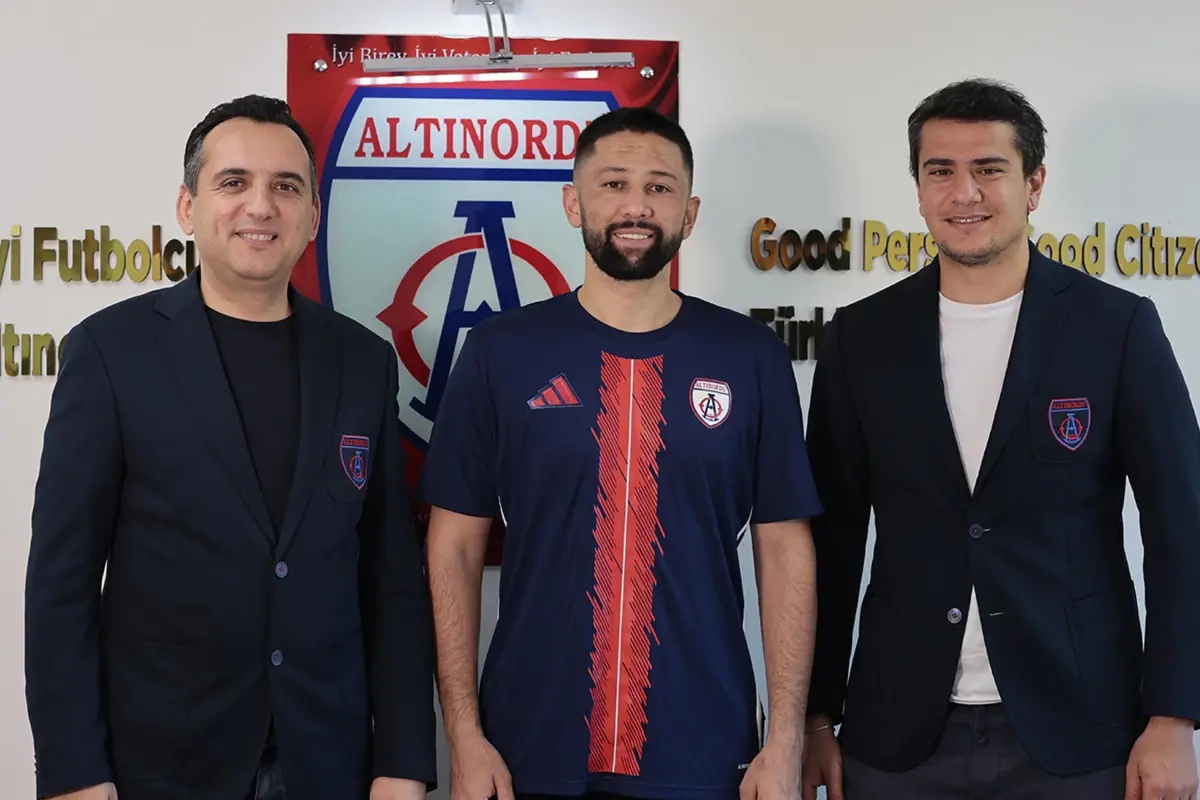 Altınordu’ya Karacabey’den Defans Takviyesi