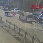 Amasya’da motokurye otomobile çarptı