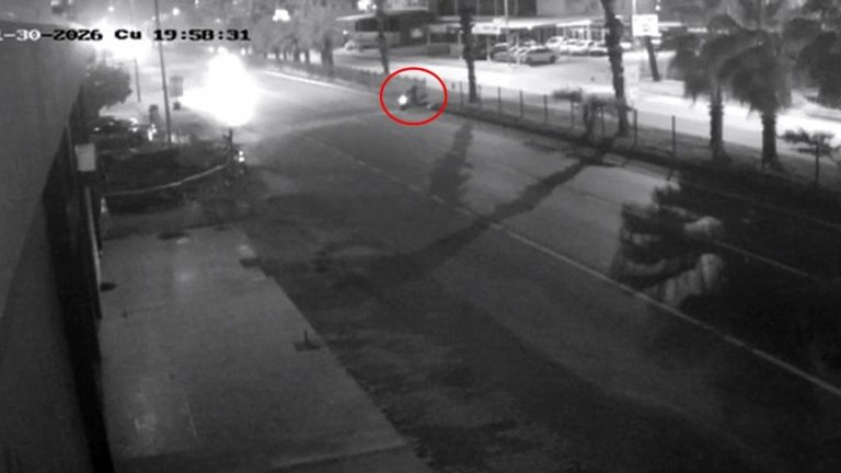 Antalya’da emekli polis memurunun hayatını kaybettiği kaza kamerada