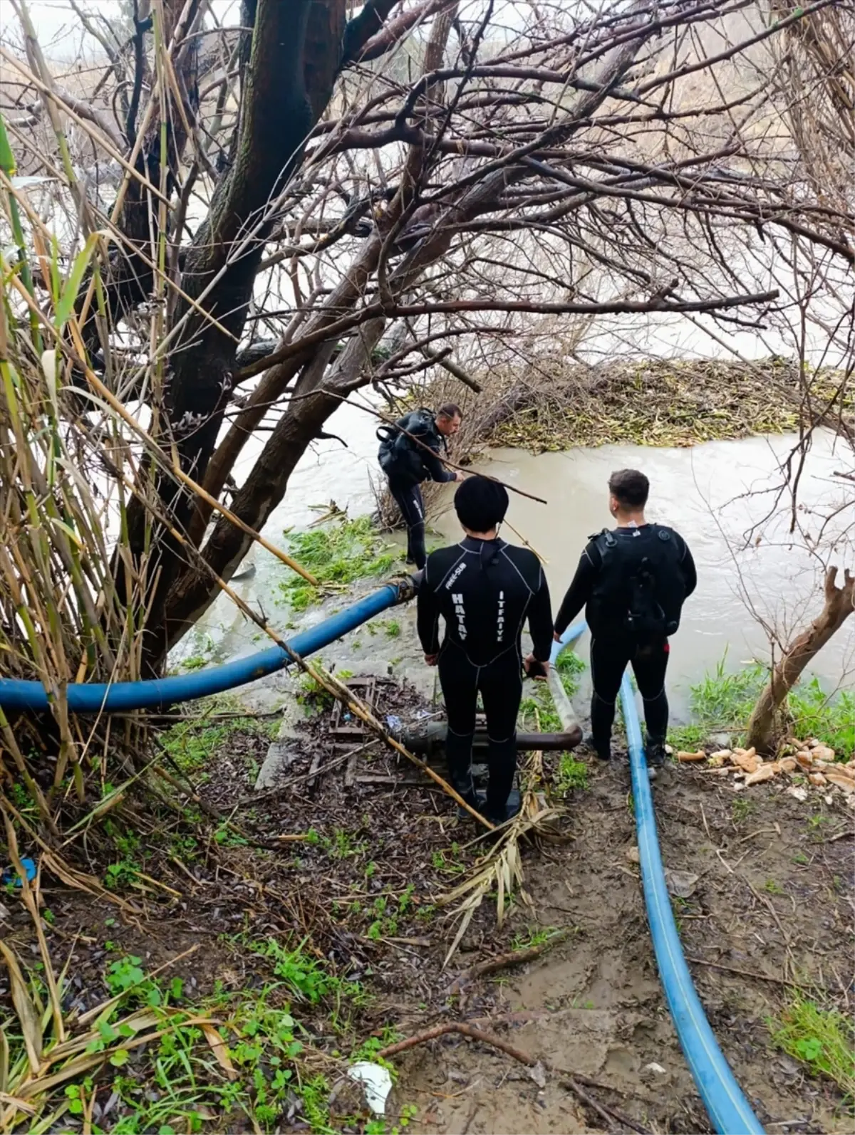 Asi Nehri’nde kaybolan genç için arama çalışmaları sürüyor