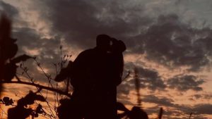 Aslıhan Malbora aşk paylaşımı! Çağatay Ulusoy ile dudak dudağa pozunu yayınladı