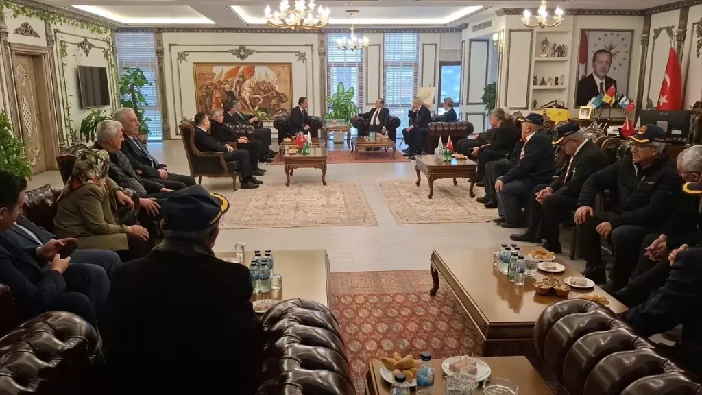 Ataoğlu Beypazarı’nda Gazilere teşekkür etti