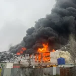 Ataşehir’de Yangın: Ekipler Müdahale Ediyor