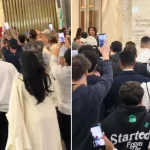 AVM’ye giden ünlü ismin zor anları! Neredeyse eziliyordu