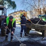 Ayvalık’ta Yol Bakım ve Onarım Çalışmaları Sürüyor