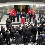 Bakan Tekin Şanlıurfa’da Deprem Şehitlerini Andı