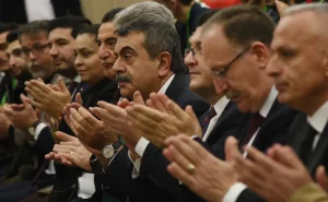 Bakan Tekin: Türkiye’de Başörtüsü Sorunu Geride Kaldı