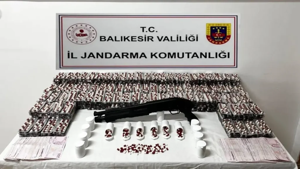 Balıkesir’de Uyuşturucu Operasyonu: 17 Tutuklama
