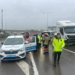 Başakşehir’de TIR ile otomobil çarpıştı