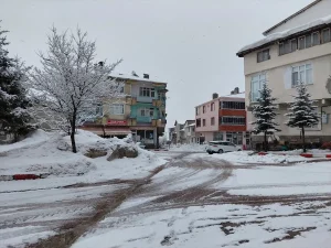 Başçiftlik’te Kar Yağışı Etkili