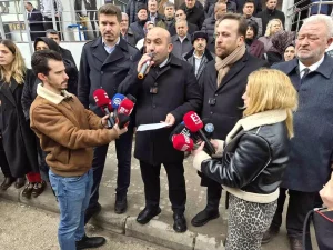 Başkan Albayrak: “Şehirde sel varken, vatandaş evinde elini yıkayacak su bulamadı”