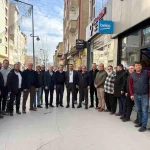 Başkan Çetinkaya Ankara Caddesi’nde esnaf ve vatandaşlarla buluştu