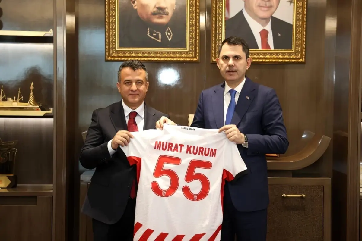 Başkan Halit Doğan, Bakan Murat Kurum’a Samsun projelerini anlattı