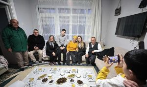 Başkan Mutlu iftar sofrasına konuk oldu