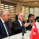 Başkan Özlü sanayicileri dinledi