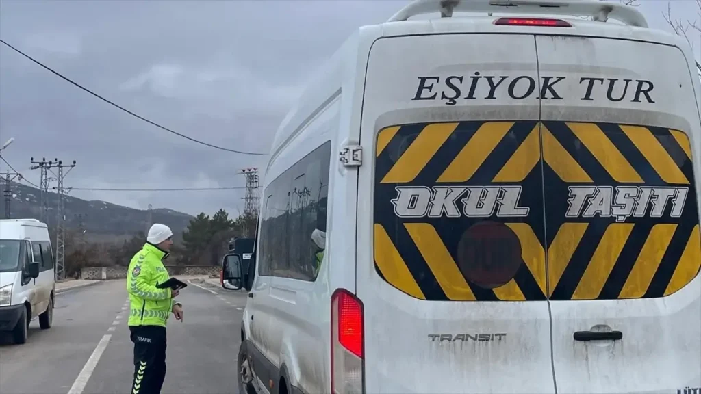 Baskil’de Okul Servislerine Denetim