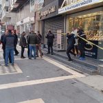 Batman’da kar maskeli soyguncular kuyumcuyu vurdu