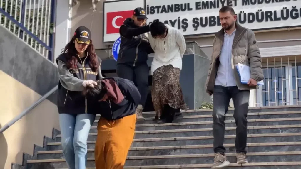 Bayrampaşa’da Kadın Hırsızlar Yakalandı