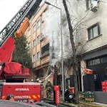 Bayrampaşa’da restoranın bacasında çıkan yangın söndürüldü