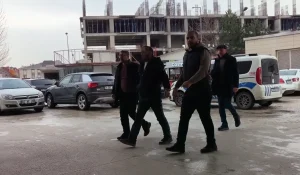 Bebek Arabasındaki Altın Çanta Çalındı