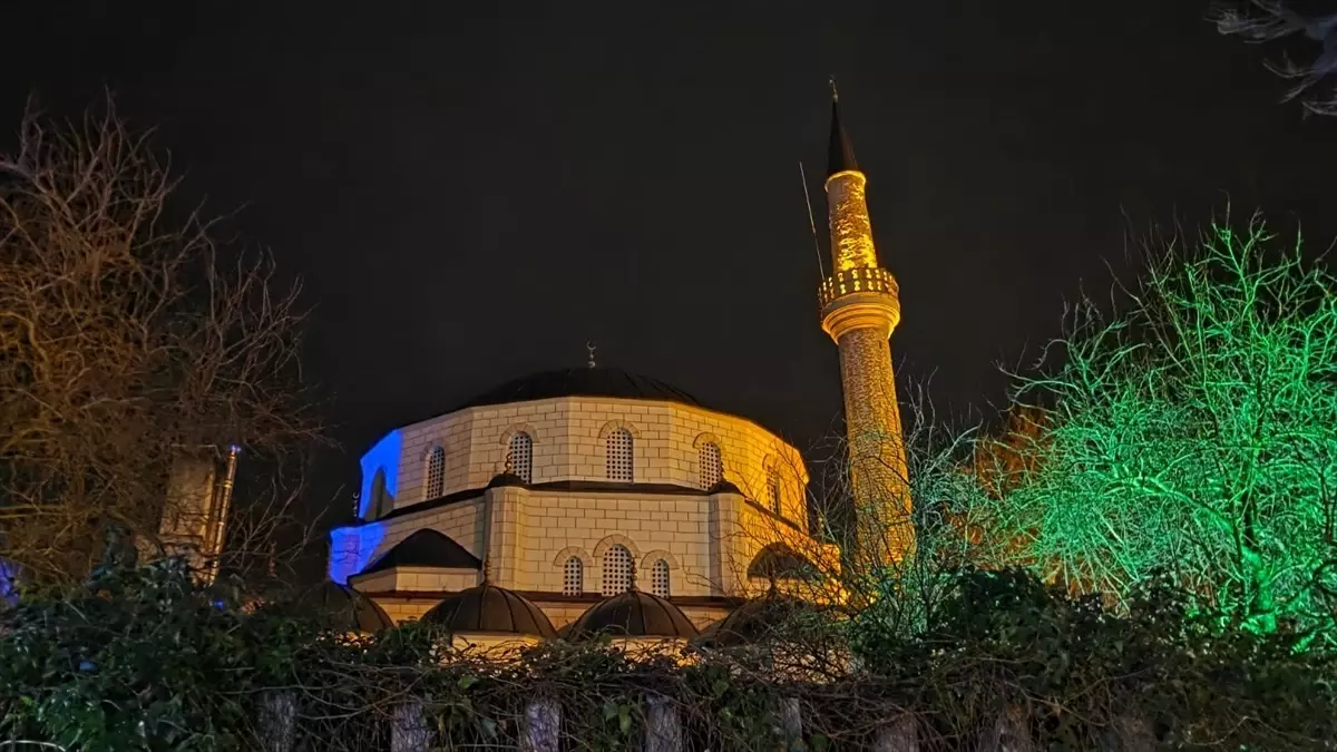 Berat Kandili Programları Yapıldı