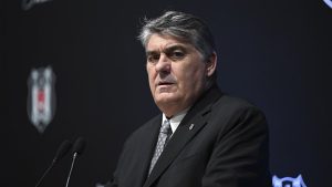 Beşiktaş Başkanı Serdal Adalı’dan taraftara “birlik olma” çağrısı