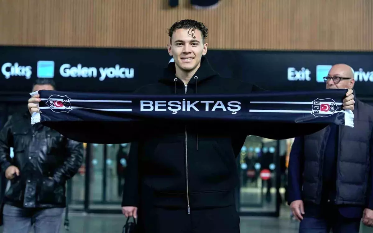 Beşiktaş, Kristjan Asllani’yi İstanbul’da Karşıladı