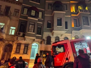 Beyoğlu’nda Otel Yangını