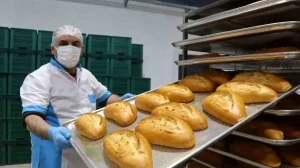 Beyşehir’de halk ekmek Ramazan ayı boyunca 6 lira