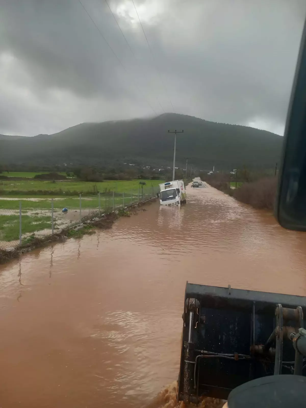 Bodrum’da Sağanak Yağış Kazalara Neden Oldu