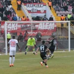 Boluspor, Sakaryaspor’u 2-0 Mağlup Etti