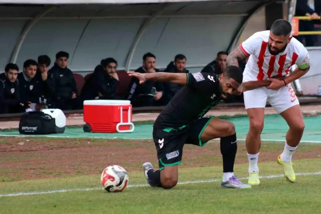 Boluspor, Sakaryaspor’u 2-0 Mağlup Etti