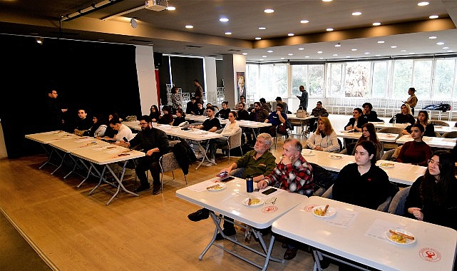 Bornova’da zeytinyağı kültürü geleceğe taşınıyor