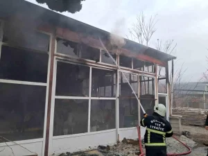 Burdur’da Mobilya İmalathanesinde Yangın
