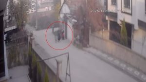 Bursa’da bebek arabasındaki altınlar çalındı