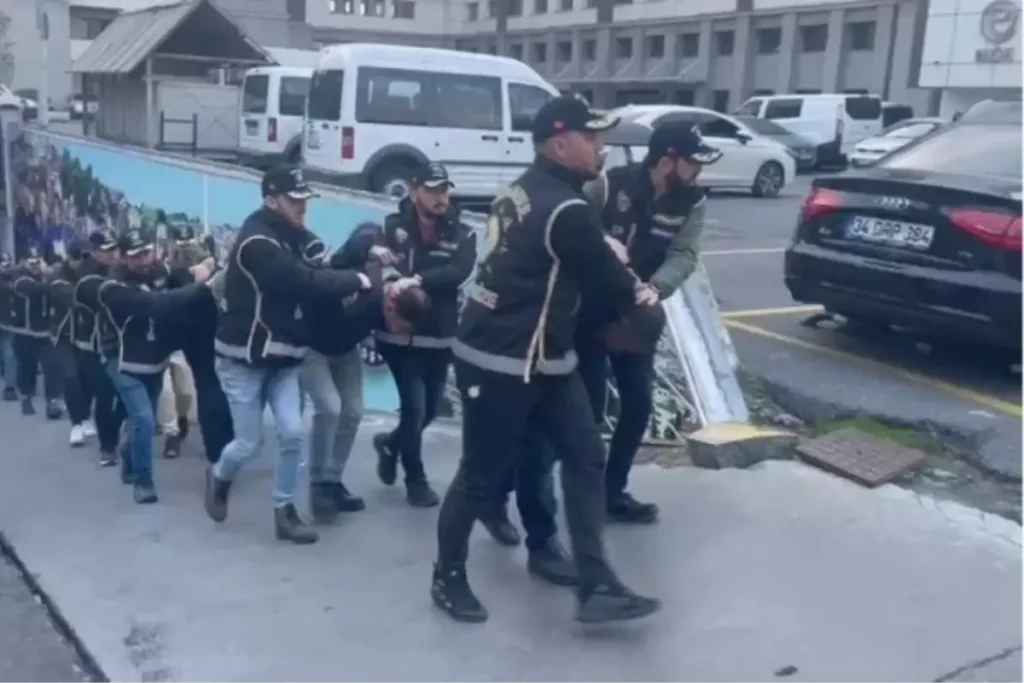 Bursa’da “Sarallar” suç örgütü davasında 35 sanığın yargılanması devam ediyor