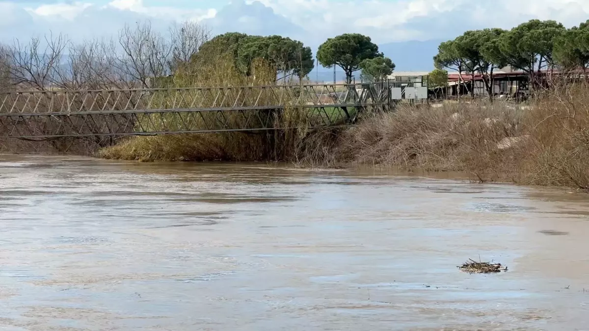 Büyük Menderes Nehri’nde Taşkın Riski