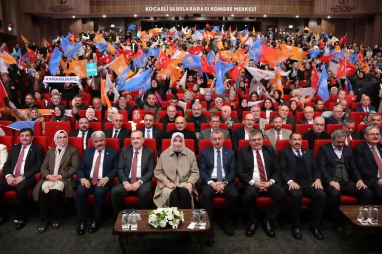 Büyükakın’dan muhalefet belediyelerine gönderme: “Belediyeler yatma yeri değildir”